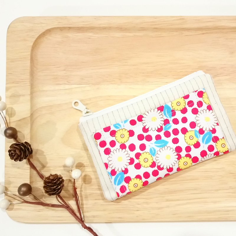[FCCK / Four-degree space coin purse] Small daisies. Red x yellow x blue - Coin Purses - Cotton & Hemp Red