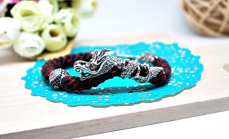 Hand-woven silk wax thread X silverware _ domineering flying dragon // can choose the color // # 中性 # 帅气 - Bracelets - Wax Black