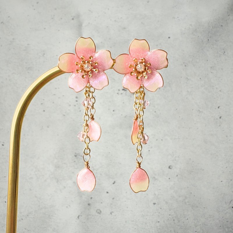 Sakura Cherry Blossom 2-way Earrings Swarovski Crystal Resin Jewelry (櫻花) - Earrings & Clip-ons - Resin Pink