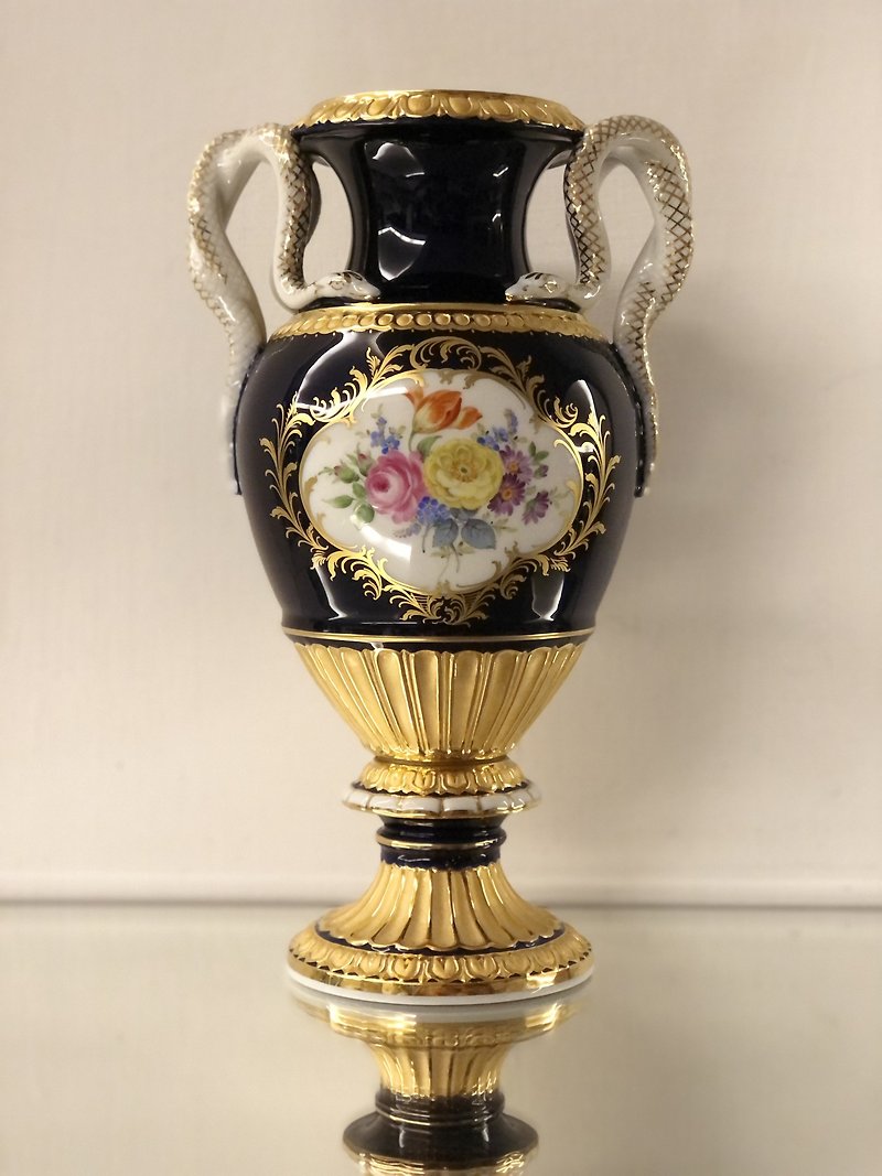 德國麥森MEISSEN滿彩帝王藍重金古典花卉蛇頸花瓶ㄧ級品 - 花瓶/花器 - 瓷 白色