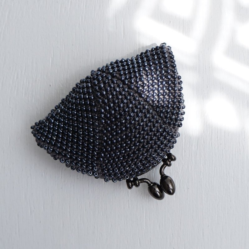 Ba-ba handmade Beads crochet pouch No.1699 - 零錢包/小錢包 - 其他材質 灰色