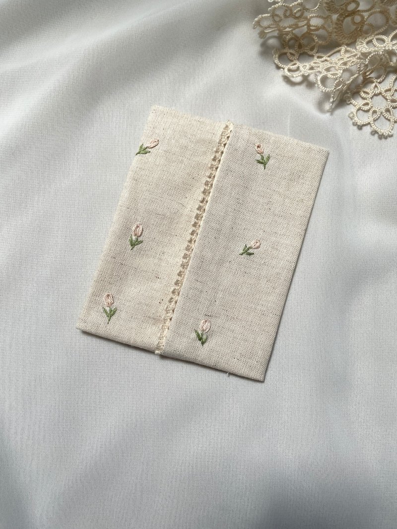 [Ms. Fang's Handmade] Embroidery Small Objects Carrying Tissue Paper Small Bag Thank You Teacher Gift Gift - อื่นๆ - ผ้าฝ้าย/ผ้าลินิน สึชมพู