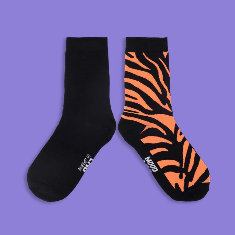 MOODLABBYLORRAINE | TIGER Socks - ถุงเท้า - ผ้าฝ้าย/ผ้าลินิน สีส้ม