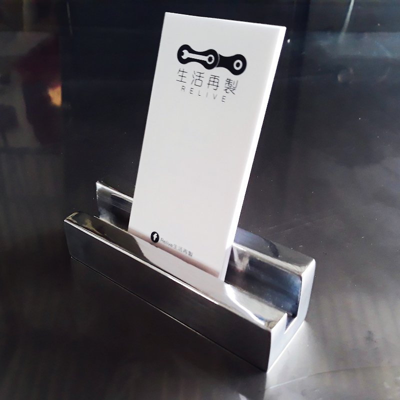 Aluminum business card holder / ornaments / paperweight / mobile phone holder - Card Stands - Aluminum Alloy Silver