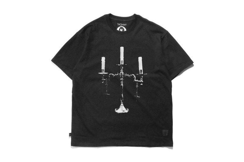 VANDAL AI畫的圖-Upside-down Cross Candlestick短 - 男 T 恤 - 棉．麻 黑色