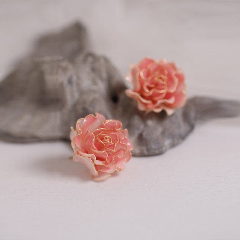 Flowers//Rose Garden/Double-layer rose/Pink/Earrings/Customized colors - ต่างหู - เรซิน สึชมพู