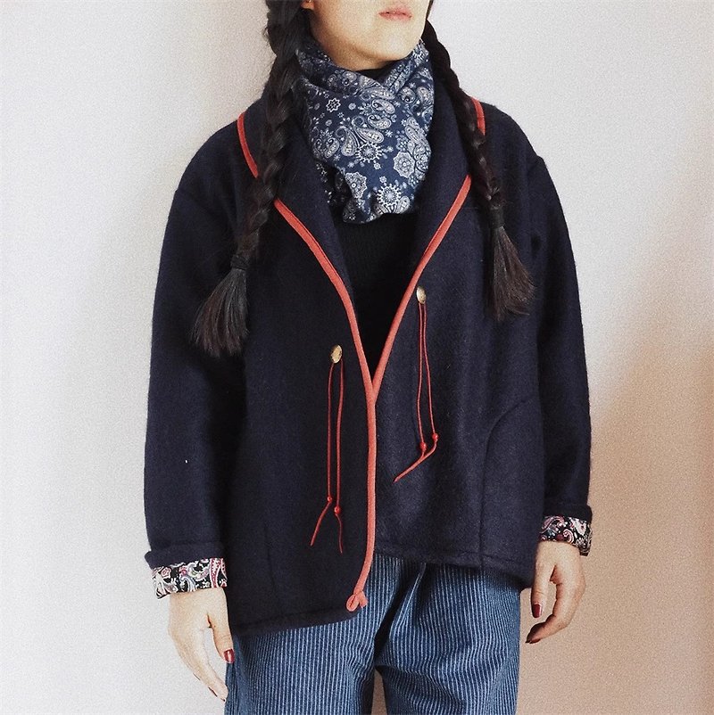 Red edge dark blue knitted wool colorful cashew flower lining coin buckle fruit collar retro jacket - เสื้อแจ็คเก็ต - ขนแกะ สีน้ำเงิน