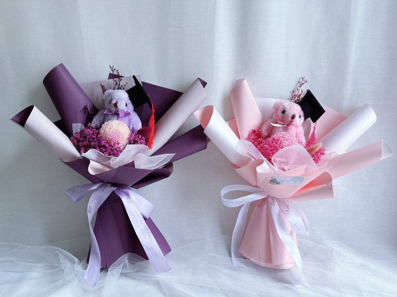 Blue Core Floral Bachelor's Hat Bear Graduation Bouquet Graduation Season Gift Dried Flower Doll - ตุ๊กตา - พืช/ดอกไม้ 