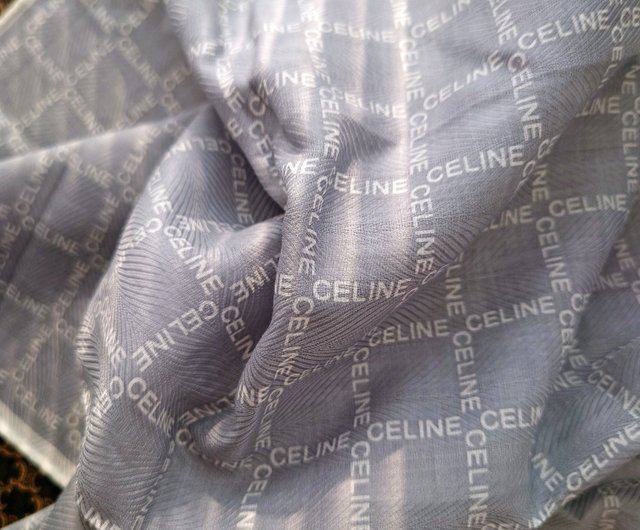 新品未使用 CELINE 無地 シンプル 控えめスタイル ハンカチ
