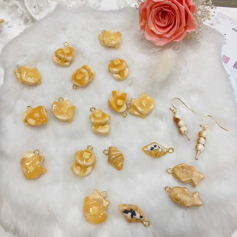 [Hanaya Desserts] Japanese Simulation Light Clay - Muffin Series Earrings - ต่างหู - วัสดุอื่นๆ สีส้ม