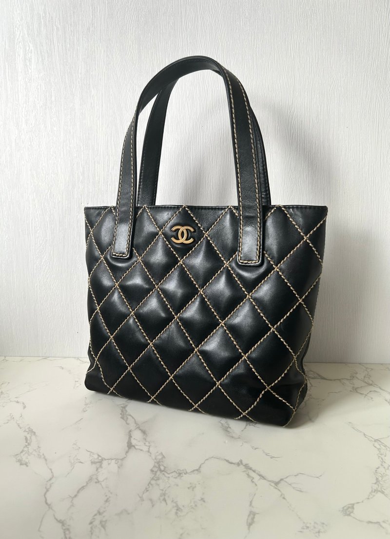 Rare second-hand Chanel Vivian black gold label leather small tote bag shoulder side shoulder bag - กระเป๋าแมสเซนเจอร์ - หนังแท้ สีดำ