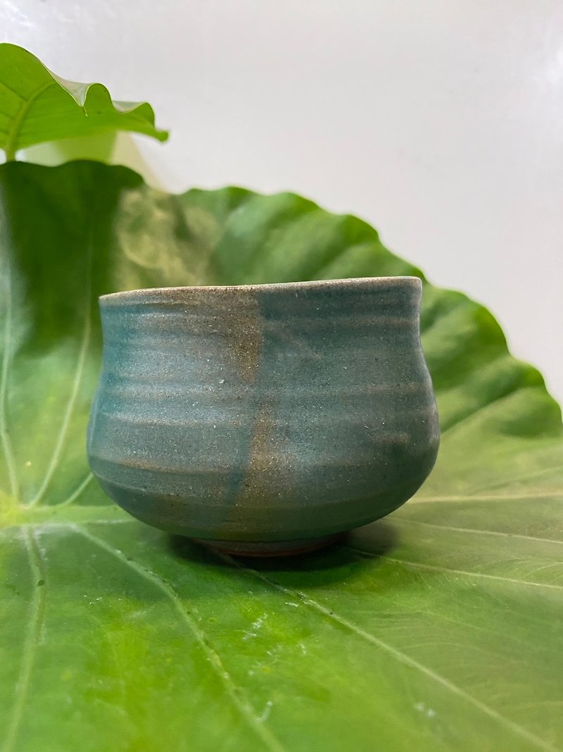 small tea cup - ถ้วย - ดินเผา สีเขียว