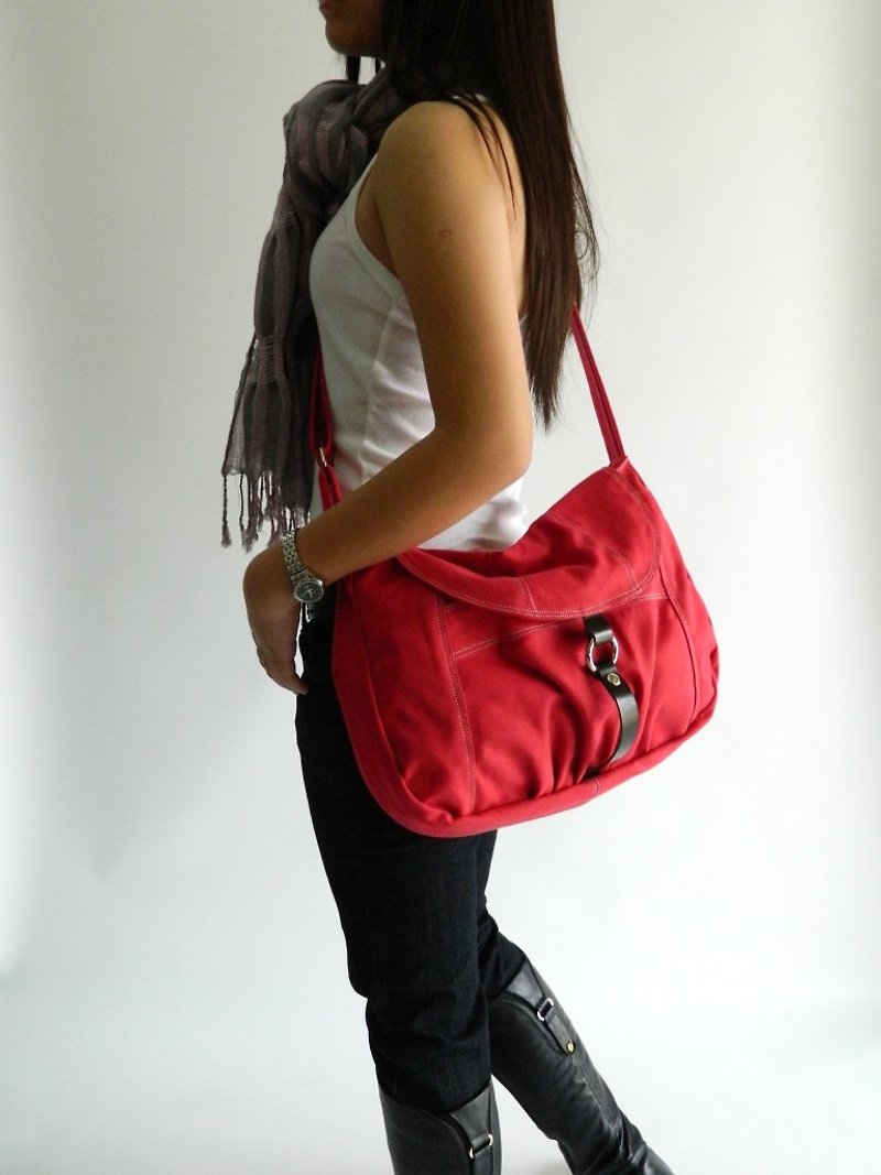 Red messenger canvas bag / shoulder bag / diaper bag - Claire -no.103 - Messenger Bags & Sling Bags - Cotton & Hemp Red
