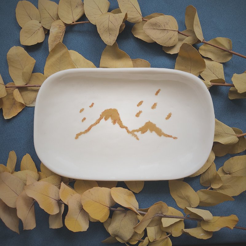 The heart of the mountain - painted square plate - Plates & Trays - Porcelain 