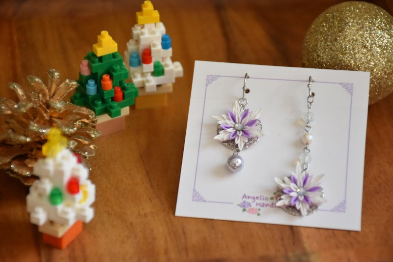 Winter Snow Crystal Snow White Purple Custom Silk Flower Earrings / つまみ细工ピアス - ต่างหู - ผ้าไหม สีม่วง