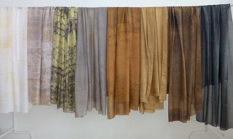 Rust-dyed long silk scarf - ผ้าพันคอ - ผ้าไหม 