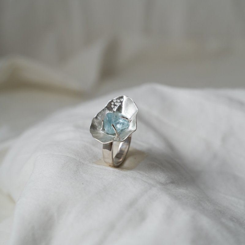 Bohemian aquamarine bold statement silver ring - แหวนทั่วไป - เงินแท้ สีเงิน