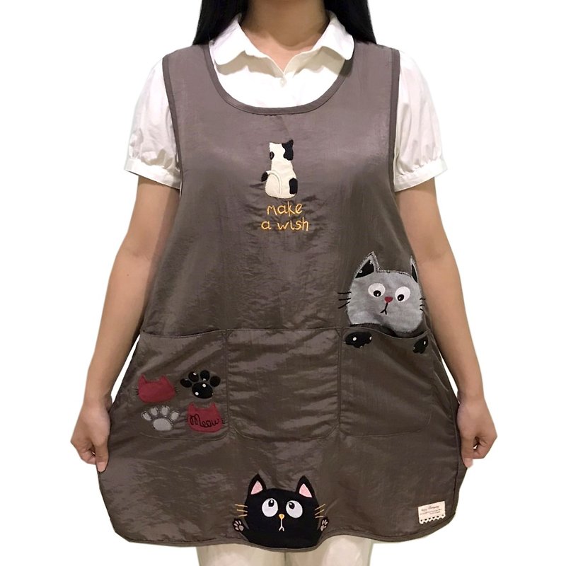 [BEAR BOY] Mercerized cotton 3-pocket wishing cat apron-coffee (tie back) - ผ้ากันเปื้อน - วัสดุอื่นๆ 