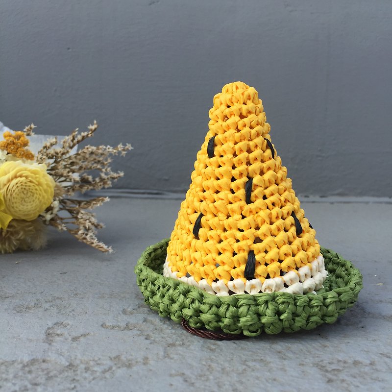Woven straw hat-Xiaoyu watermelon shaped pet accessories/dogs/cats - Clothing & Accessories - Eco-Friendly Materials Yellow