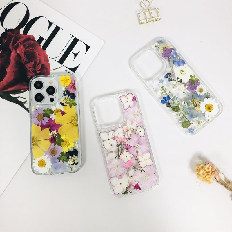 多款式粉綠黃花押花手機殼 適用於iPhone 16e Samsung S25 Ultra - 手機殼/手機套 - 植物．花 