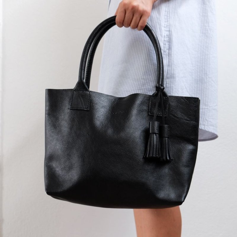 Small Black Leather Tote Bag I Baseball Stitched Handbag - 手提包/手提袋 - 真皮 黑色