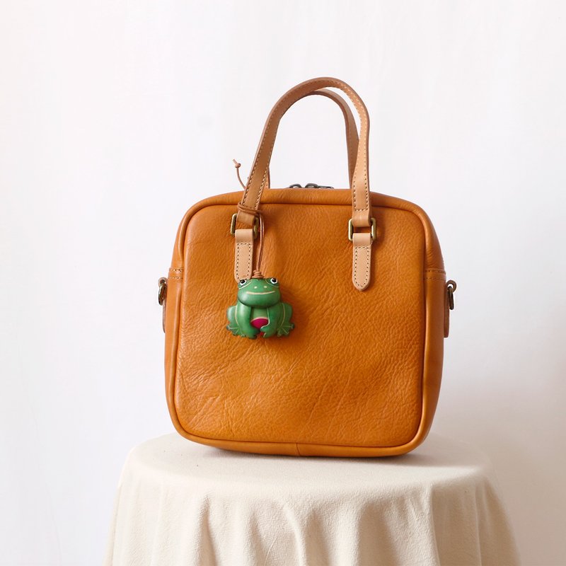 Genuine leather crossbody shoulder bag 2-way casual bag - กระเป๋าแมสเซนเจอร์ - หนังแท้ สีส้ม