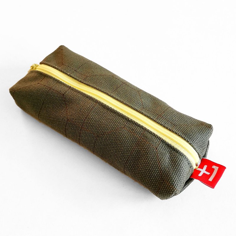 Plus 1 傳統磁磚圖案 SQUARE 帆布筆袋 (香港特色) - 筆盒/筆袋 - 棉．麻 綠色