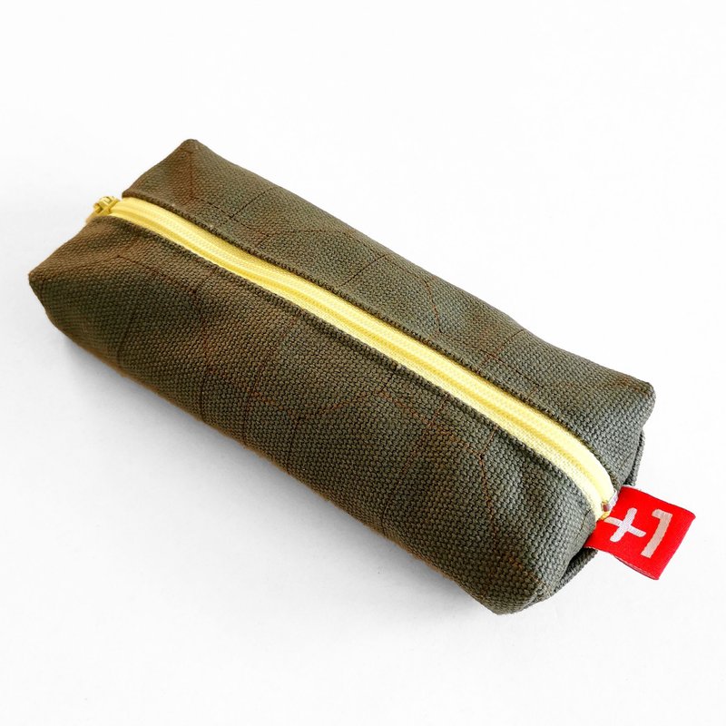 Plus 1 Traditional Tile Pattern SQUARE Canvas Pencil Case (Hong Kong Special) - กล่องดินสอ/ถุงดินสอ - ผ้าฝ้าย/ผ้าลินิน สีเขียว