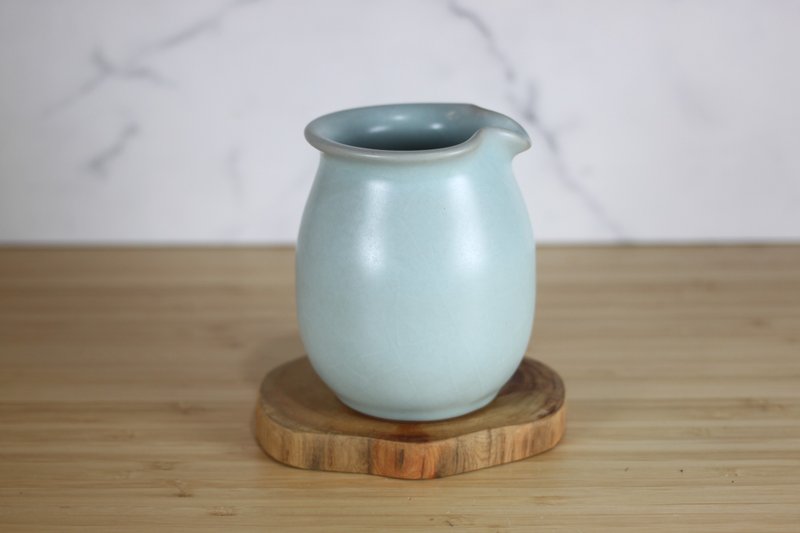 【母親節禮物】260ml 汝窯 無把茶海 手作公道杯 名家葉敏祥手作 - 茶壺/茶杯/茶具 - 瓷 