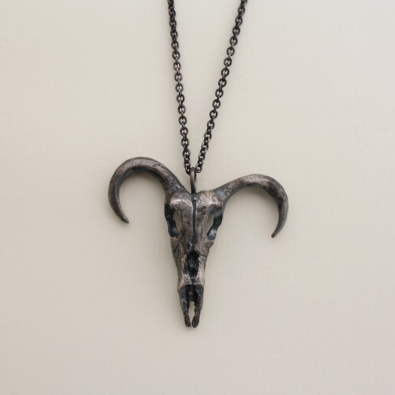 Goat Skull Necklace - สร้อยคอ - เงินแท้ สีเงิน