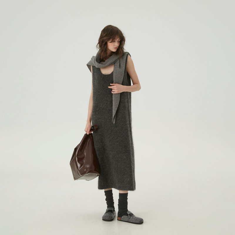 10 MOOn angora wool gray dress - ชุดเดรส - ขนแกะ สีเทา