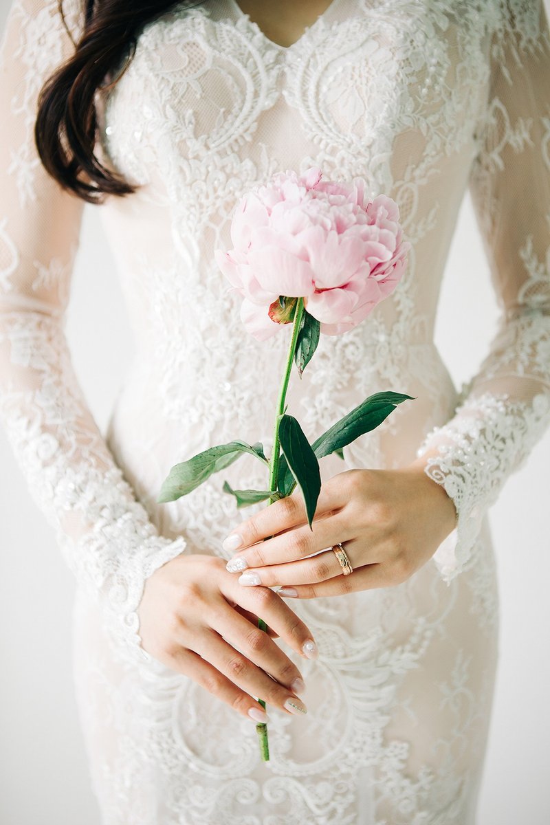 SAMPLE SALE EVER AFTER 長袖蕾絲婚紗 - 禮服/小禮服 - 聚酯纖維 