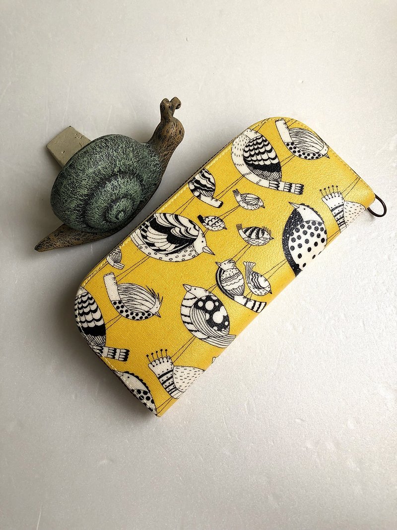 Japanese embossed tarpaulin [Hummingbird]-long clip/wallet/coin purse/gift - Wallets - Waterproof Material Yellow
