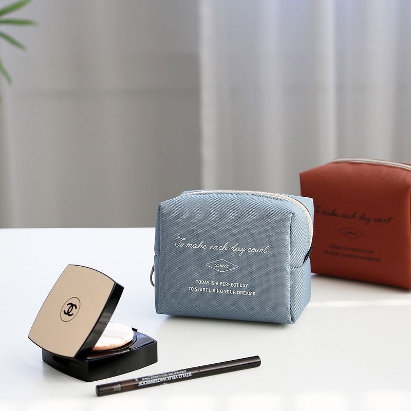ICONIC perfect day toast makeup bag S-play beauty sky blue, ICO51739 - กระเป๋าเครื่องสำอาง - เส้นใยสังเคราะห์ สีน้ำเงิน