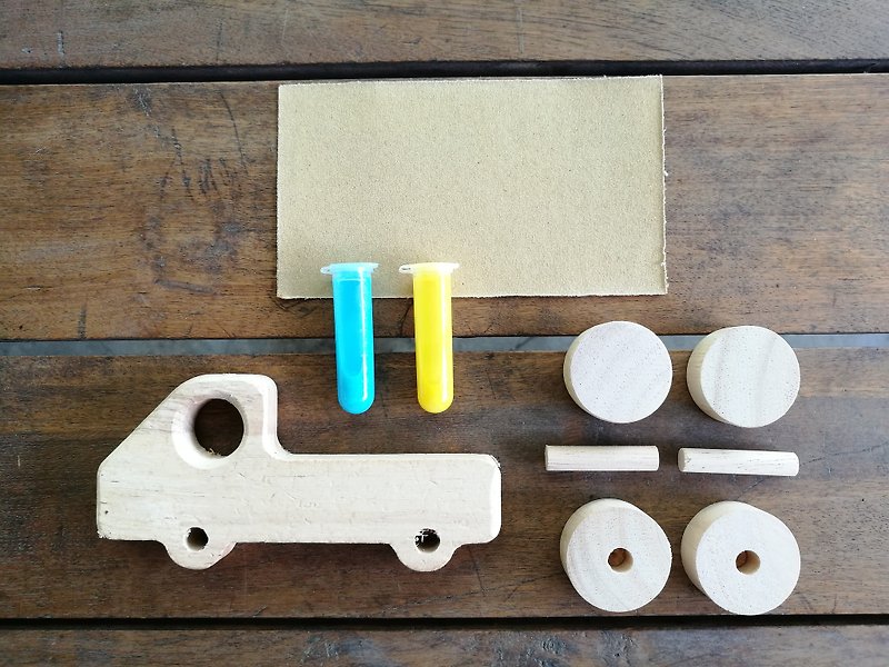 DIY wooden toy - TRUCK - 木工/竹藝/紙雕 - 木頭 咖啡色