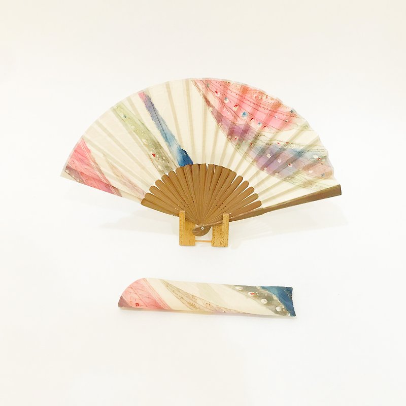 Kimono Fan (Sensu) created by upcycling Japanese Vintage Silk Kimono. #5 - พัด - ผ้าไหม ขาว