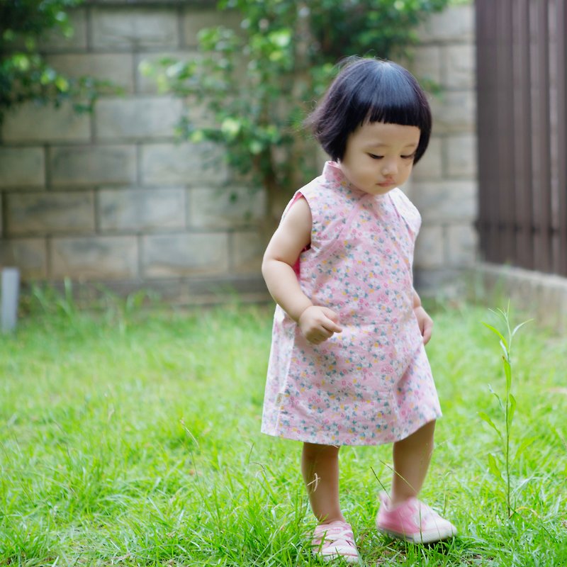[Baby] Miyue gift craftsman handmade one-year-old cheongsam – hand tied love - ชุดทั้งตัว - ผ้าฝ้าย/ผ้าลินิน สึชมพู