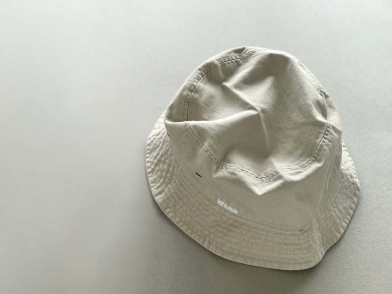 Hand embroidery / Cotton Hat / ivory beige / unisex - 帽子 - 棉．麻 卡其色