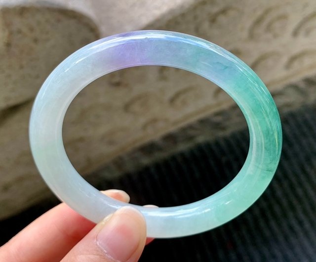 天然氷種翡翠バングル A貨バングル 玉バングル • 糯氷種 春帯彩翡翠の