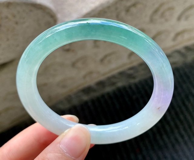 天然氷種翡翠バングル A貨バングル 玉バングル • 糯氷種 春帯彩翡翠の