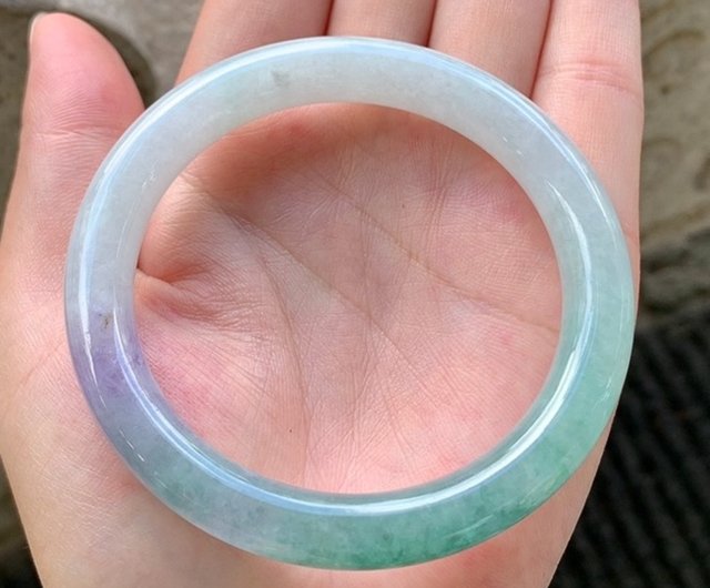 天然氷種翡翠バングル A貨バングル 玉バングル • 糯氷種 春帯彩翡翠の