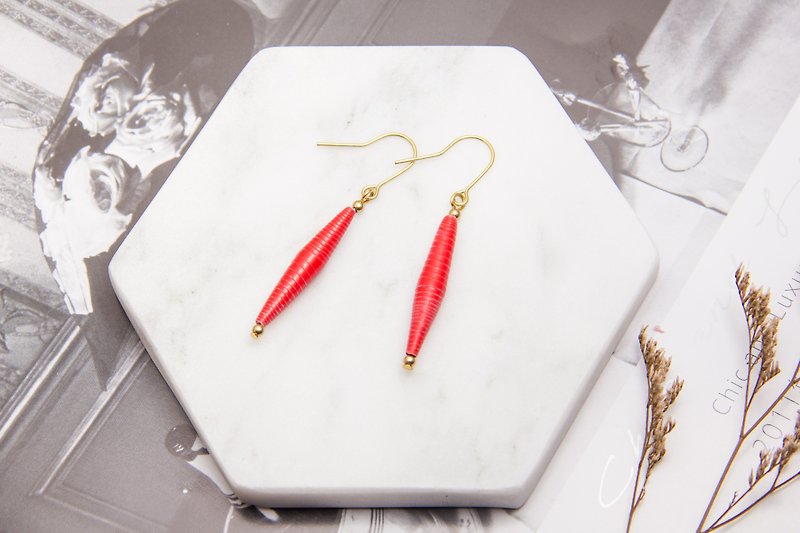 [Small roll paper hand made / paper art / jewelry] happy single ball spindle hammer earrings - ต่างหู - กระดาษ สีแดง
