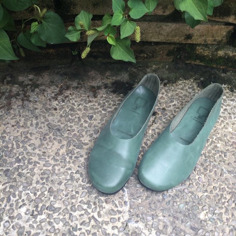 Painting # 8046 || Calfskin classic soft shoes wipe Mori || - รองเท้าอ็อกฟอร์ดผู้หญิง - หนังแท้ สีเขียว