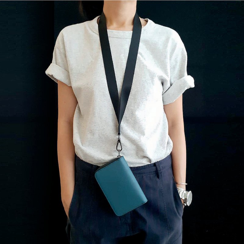 Weekday pouch /Navy (Greenish blue) - 錢包/皮夾/長短夾 - 真皮 藍色