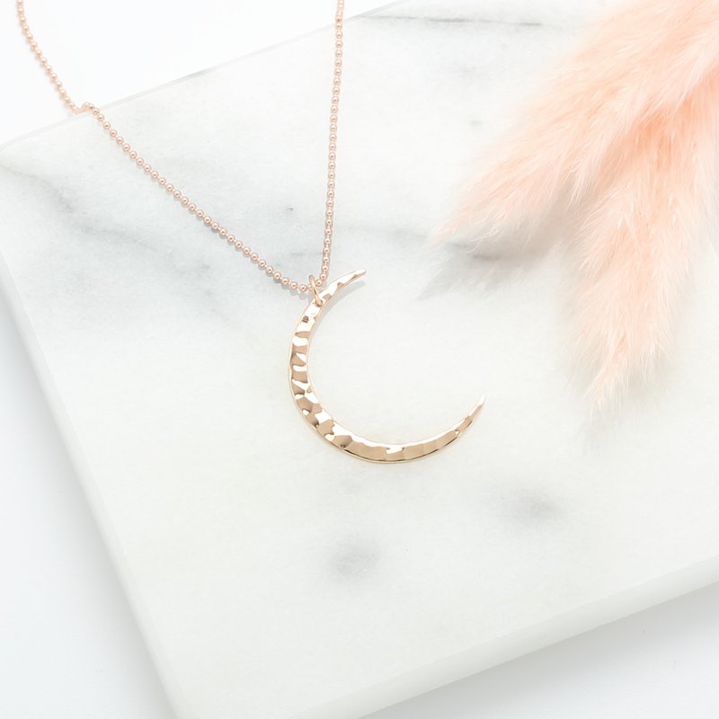 【Angel & Me】Hammered Moon s925 sterling silver 18k rose gold-plated necklace - Necklaces - Rose Gold Gold