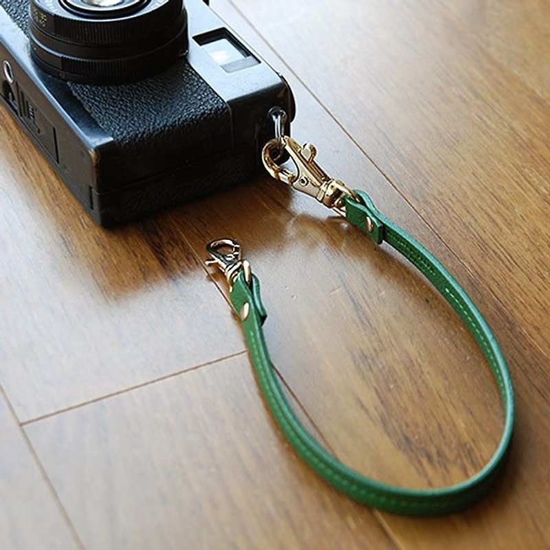 Plepic - Trip Vacation Double Buckle Leather Tote (Wrist Rope) - Forest Green, PPC92887 - อื่นๆ - หนังแท้ สีเขียว