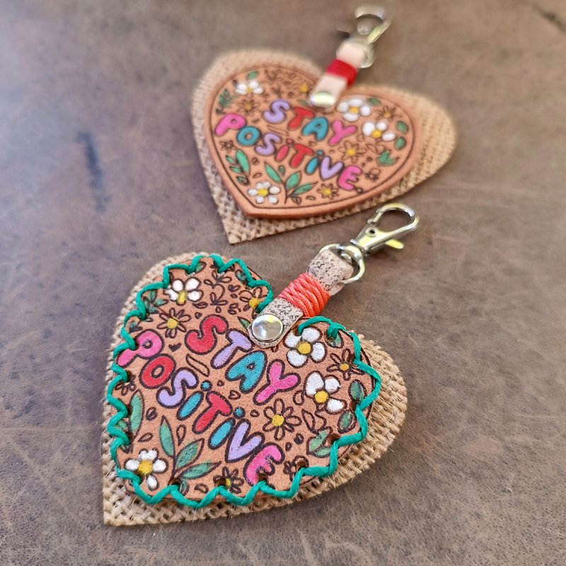 Stay Positive Leather Heart Keychains – Hand-Painted & One of a Kind Bag Charms - 鑰匙圈/鑰匙包 - 真皮 多色