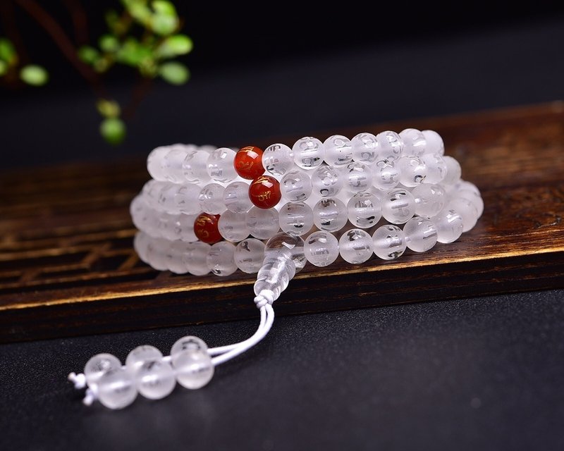 Natural white crystal finely carved frosted six-word mantra 108 Buddhist beads rosary beads diameter 8MM for fortune and luck - Bracelets - Crystal 