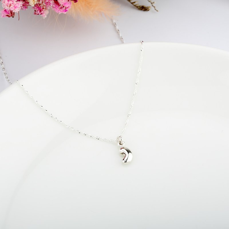 LOVE Bean s925 sterling silver necklace Valentine's Day gift - Necklaces - Sterling Silver Silver