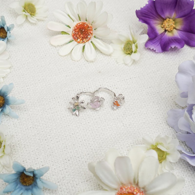 Triple Wildflower Ring - 戒指 - 半寶石 
